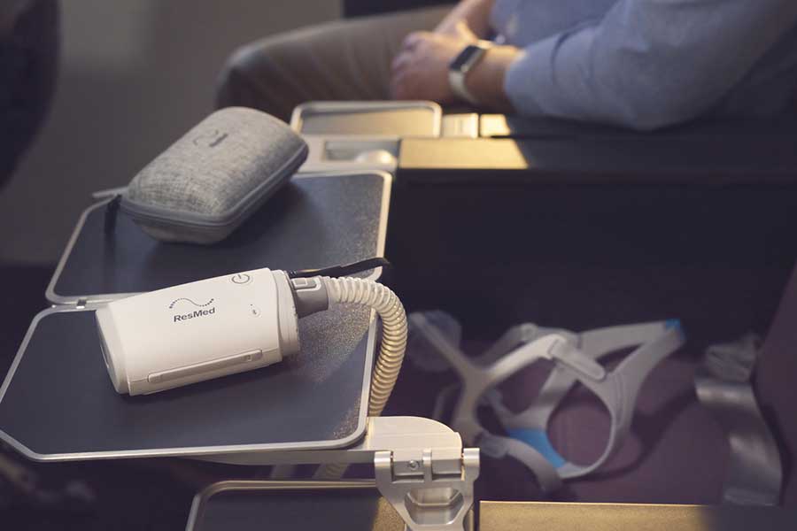 patiënt-setup-met-airmini-cpap-apparaat-en-airmini-app