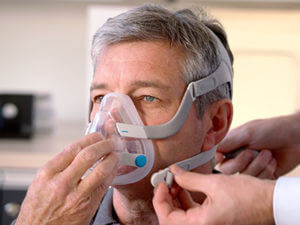 volgelaats-CPAP-masker-slaapapneu-patiënten-ResMed