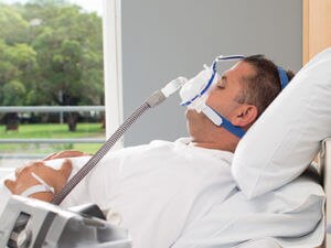 ziekenhuis-masker-beademing-zorg-patiënten-ResMed