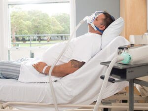 obesity-hypoventilation-syndrome-patient-400x300