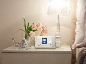 resmed-CPAP-apparaat-voor-slaapapneu-patiënten