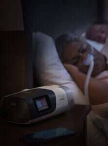 slaapapneu-patient-slaapt-met-airsense-11-cpap